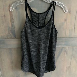 Lululemon tank sz 6